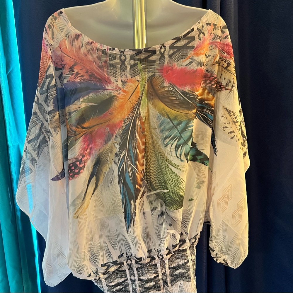Ladies blouse - Picture 2 of 3